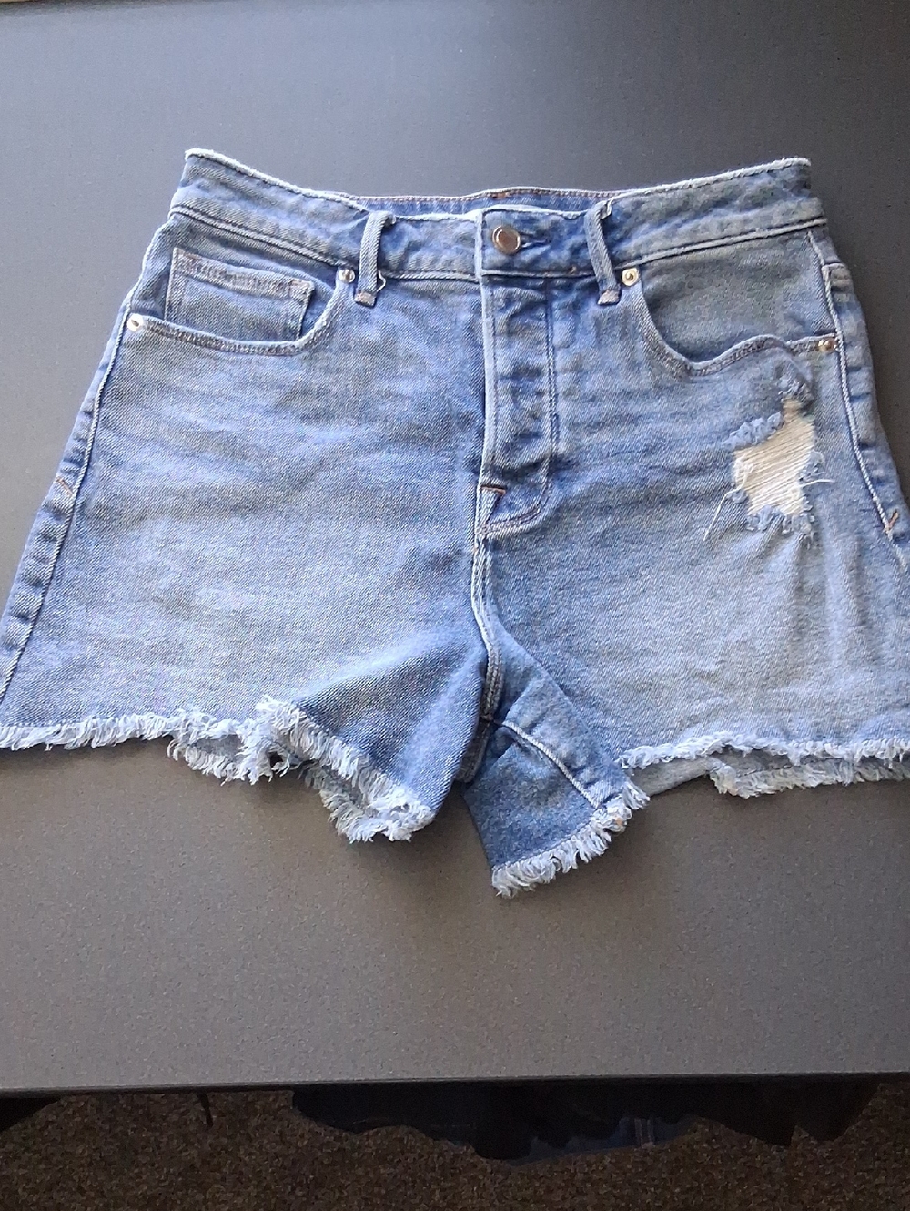 Good American High Rise Denim Cut Off Shorts 6/27